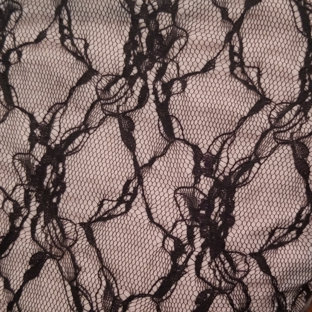 Ark and Co Lace Dress with Back Bow Detail, Size S - Picture 9 of 11